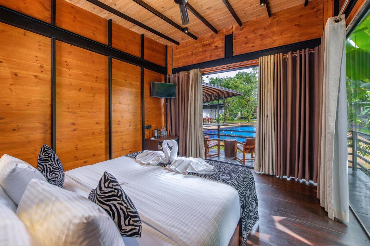 Atha Resort Сигирия Екстериор снимка A room at the resort