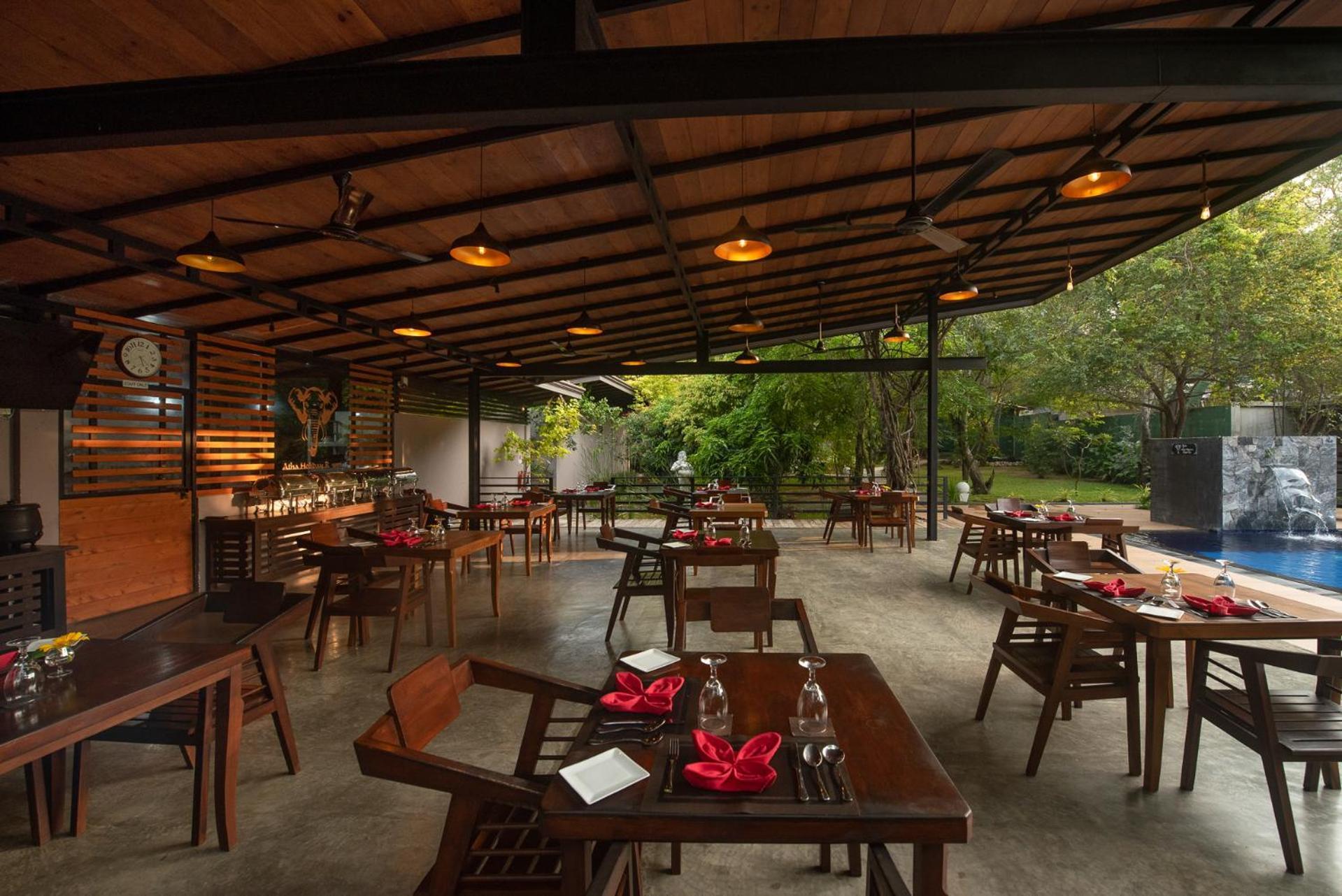 Atha Resort Сигирия Екстериор снимка